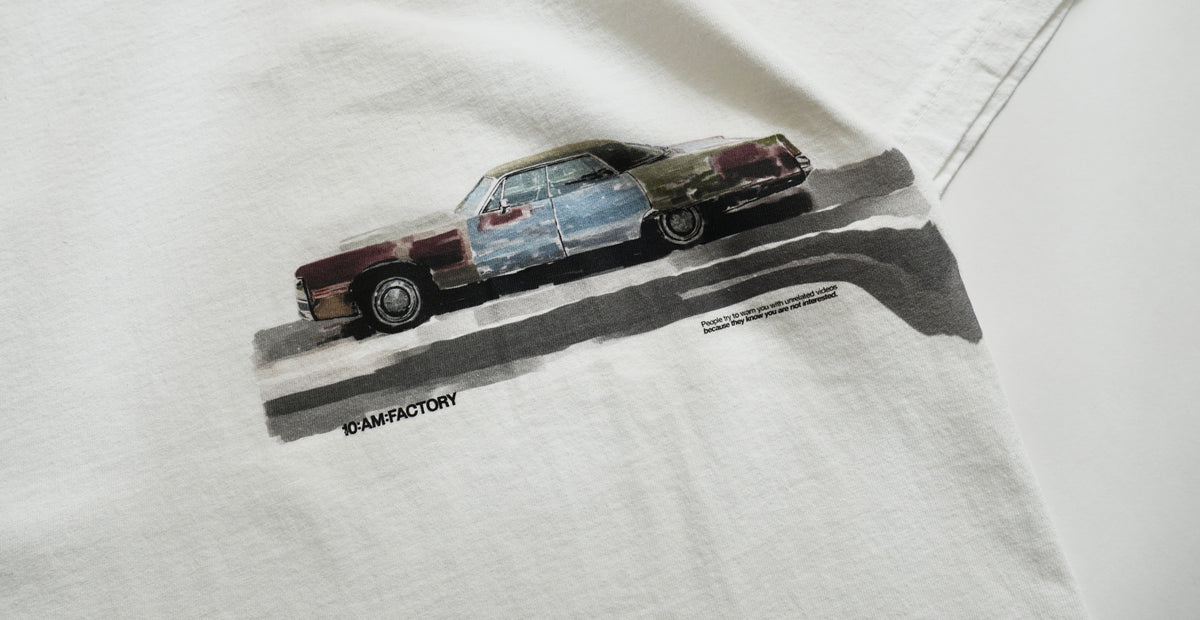 Unrelated Graphic T-Shirt – White